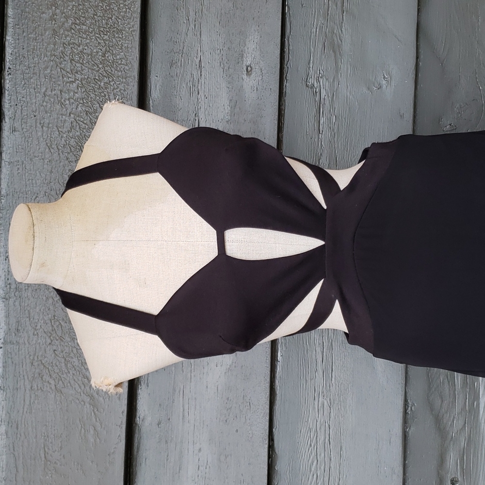 Black Dress - Picture 3 of 6